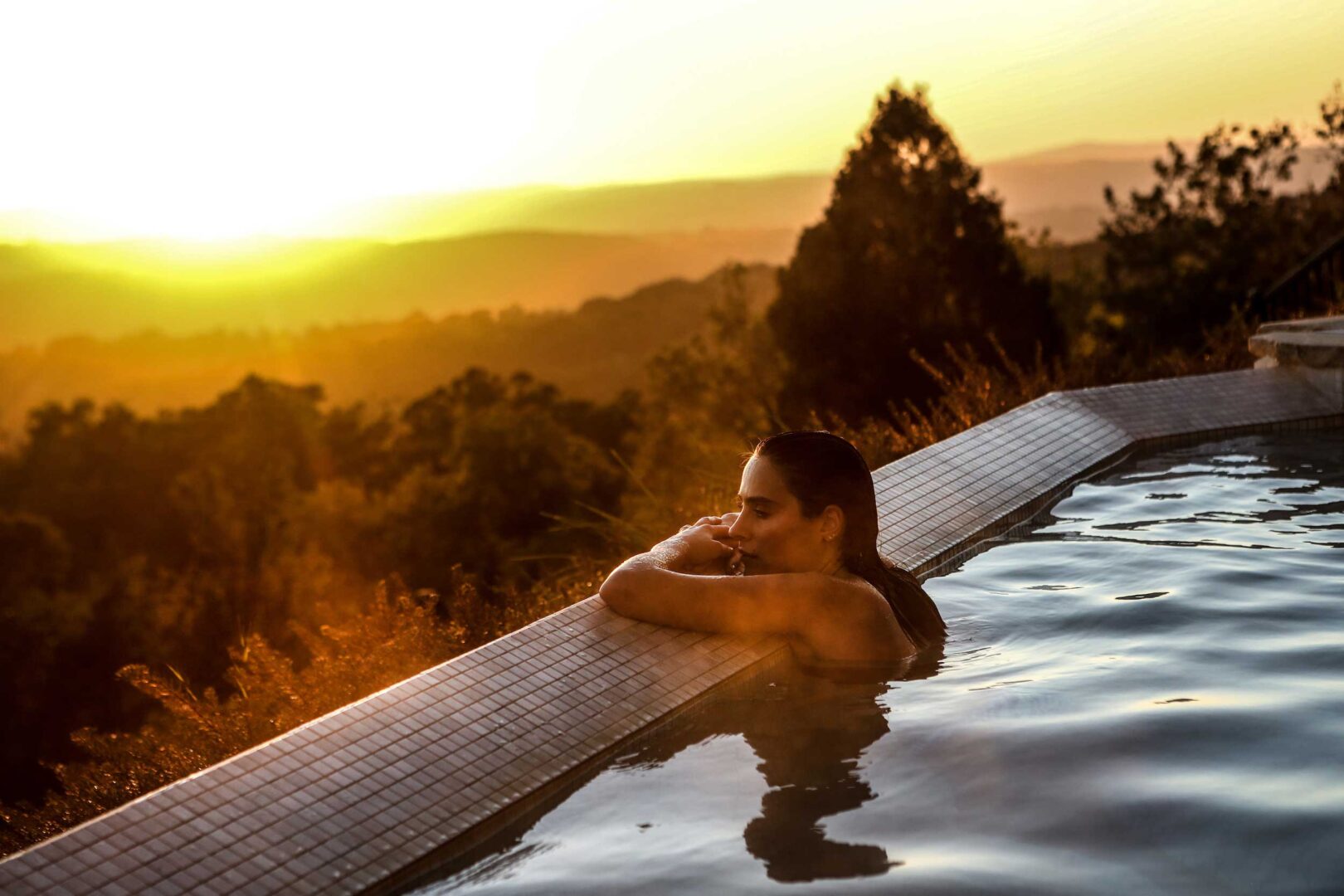 Relax in Artesian Hot Pools at Sequoia i the Adelaide Hills